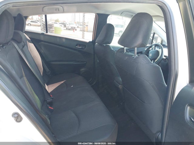 Toyota Prius Three 2016 JTDKARFU3G3019848 Image 8