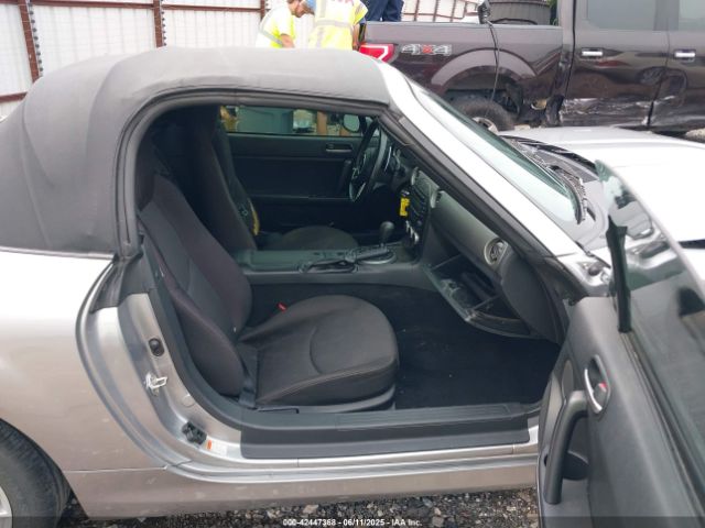 2011 MAZDA MX-5 MIATA JM1NC2JF4B0218019 Photo 4