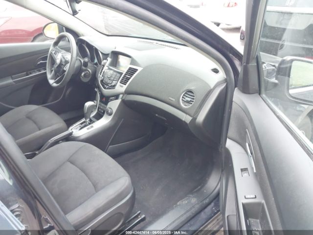 1G1PC5SBXF7240327 Chevrolet Cruze 1lt Auto
