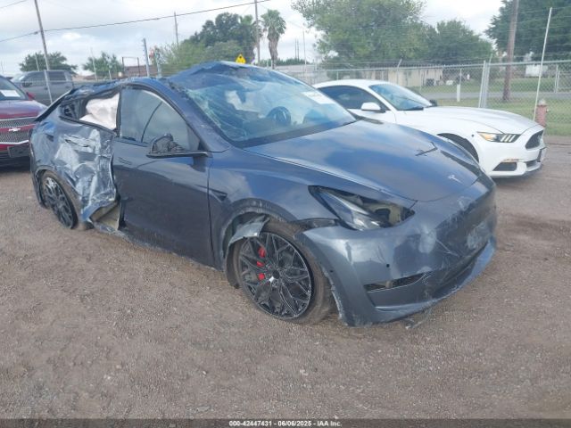 2022 TESLA MODEL Y 7SAYGDEF0NF451671