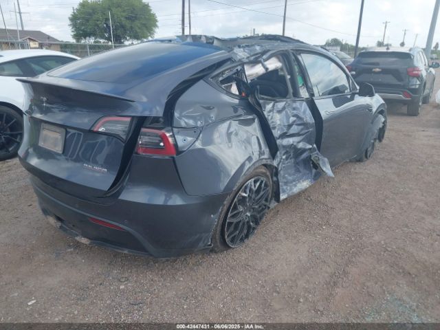 2022 TESLA MODEL Y 7SAYGDEF0NF451671 Photo 3