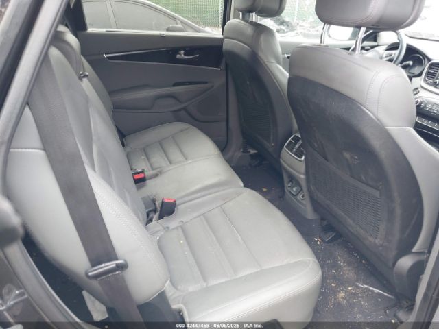 5XYPHDA52GG161074 KIA Sorento 3.3l Ex