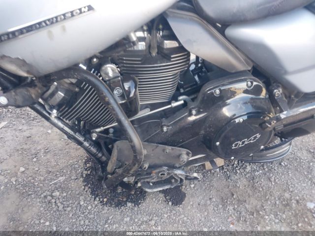 2020 HARLEY-DAVIDSON FLTRXS 1HD1KTP19LB637961 Photo 8