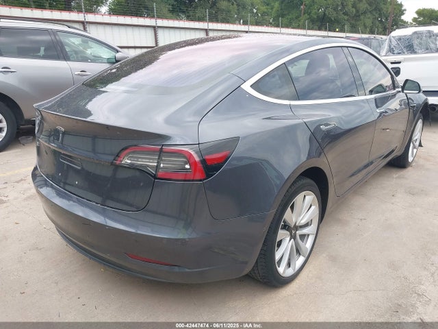 2018 TESLA MODEL 3 5YJ3E1EA5JF020138 Photo 3