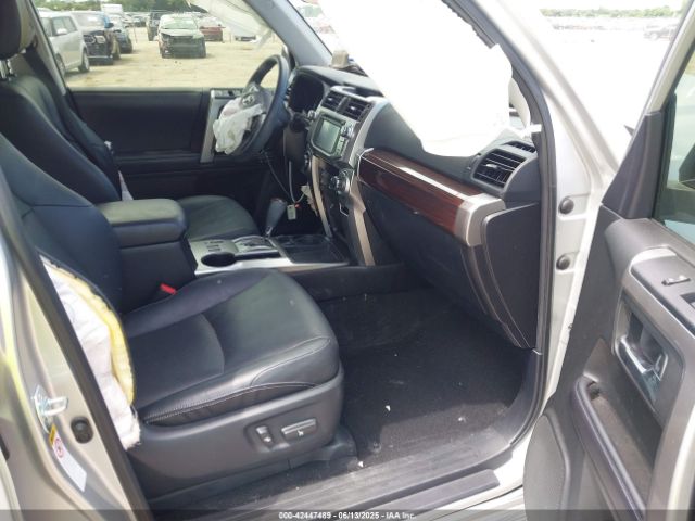 2018 TOYOTA 4RUNNER JTEZU5JRXJ5169111 Photo 4