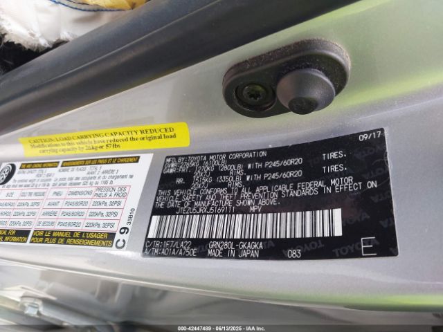 2018 TOYOTA 4RUNNER JTEZU5JRXJ5169111 Photo 8