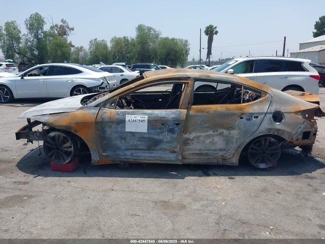 2018 Hyundai Elantra Sel მანქანა იყიდება აუქციონზე, vin: KMHD84LF9JU474701, აუქციონის ნომერი: 42447545