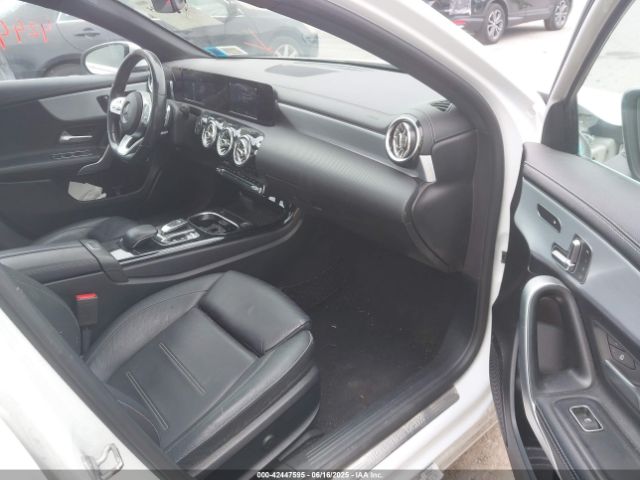 2020 MERCEDES-BENZ A 220 WDD3G4FB0LW036562 Photo 4
