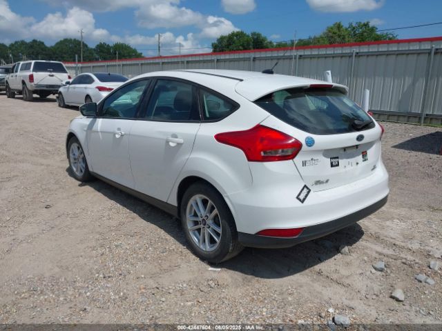 1FADP3K23FL222722 Ford FOCUS SE