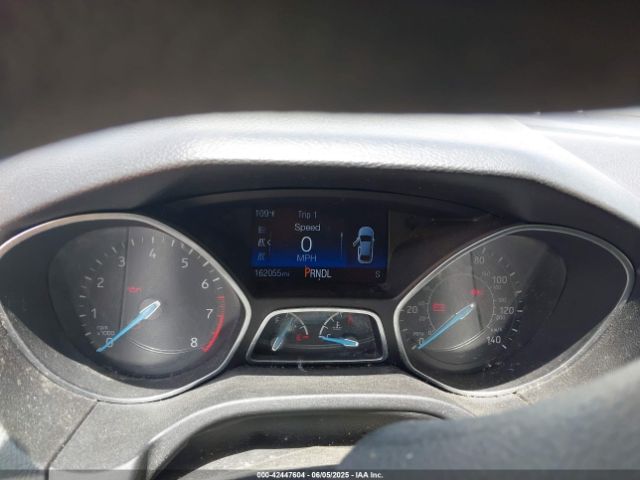 1FADP3K23FL222722 Ford FOCUS SE
