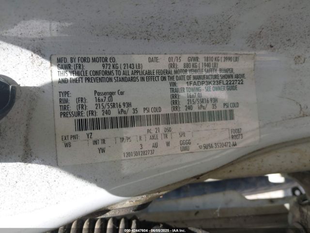 1FADP3K23FL222722 Ford FOCUS SE