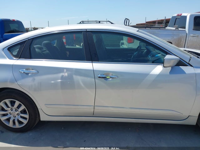 1N4AL3AP6EN237021 Nissan 2014