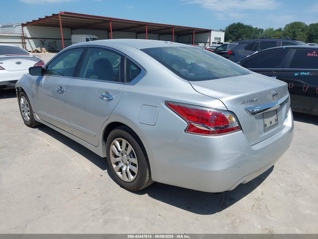 1N4AL3AP6EN237021 Nissan 2014