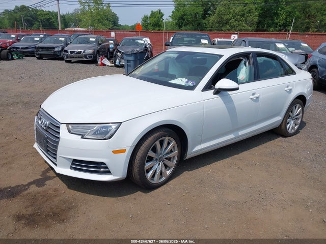 2017 AUDI A4 WAUANAF40HN055906 Photo 1