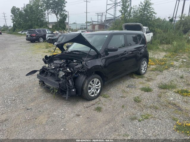 KNDJ23AU2L7725161 KIA SOUL LX