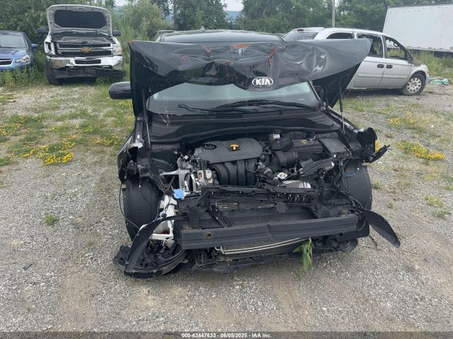 KNDJ23AU2L7725161 KIA SOUL LX