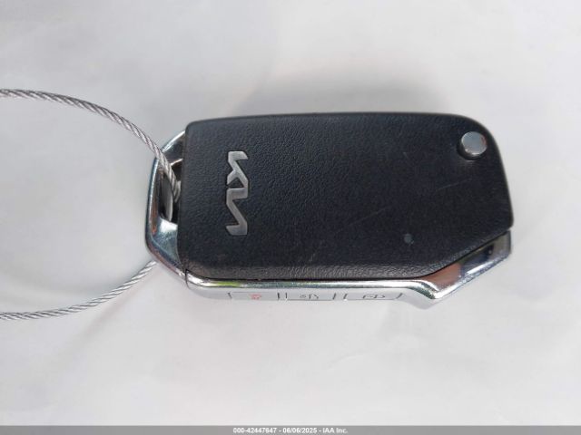 3KPF24AD4PE608621 KIA mpi nu