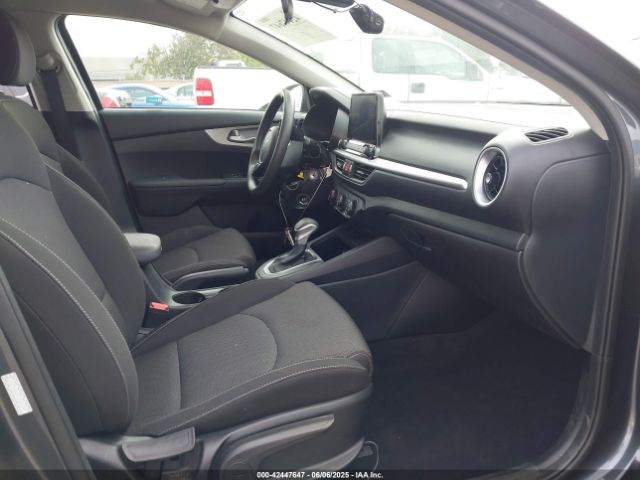 3KPF24AD4PE608621 KIA mpi nu