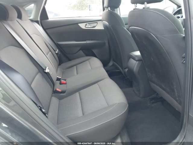 3KPF24AD4PE608621 KIA mpi nu