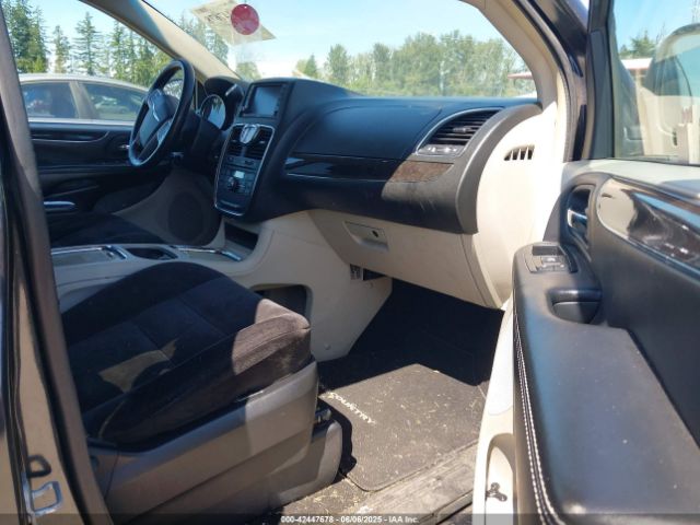 2014 CHRYSLER TOWN & COUNTRY 2C4RC1BG9ER241731 Photo 4