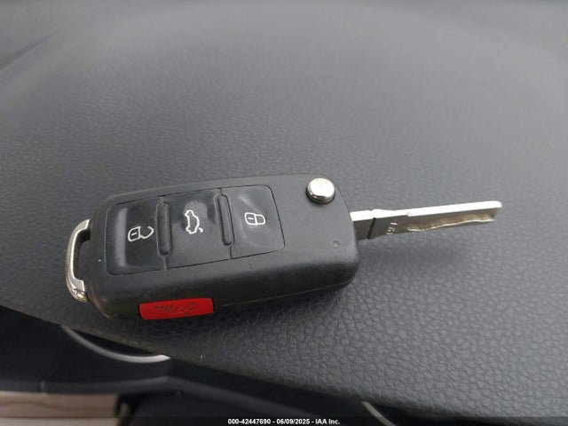1VWBS7A36GC035393 Volkswagen 2016