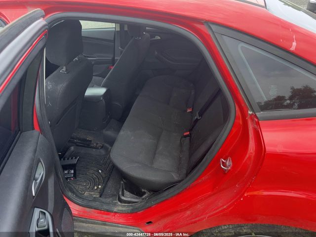 1FADP3F24GL403372 Ford FOCUS SE