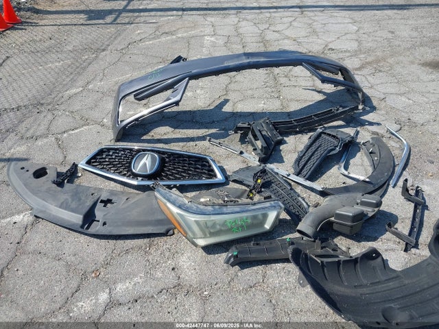 5J8YD3H78JL000744 Acura j35y5
