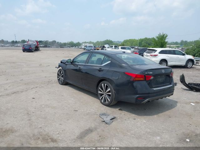2019 NISSAN ALTIMA 1N4BL4CV6KC221804 Photo 2