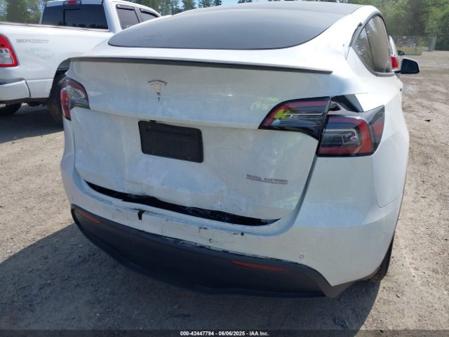 2022 TESLA MODEL Y 7SAYGDEF6NF340932 Photo 5