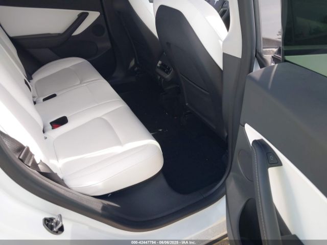 2022 TESLA MODEL Y 7SAYGDEF6NF340932 Photo 7