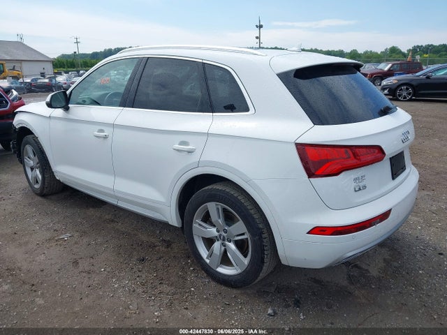 2019 AUDI Q5 WA1BNAFY6K2098515 Photo 2