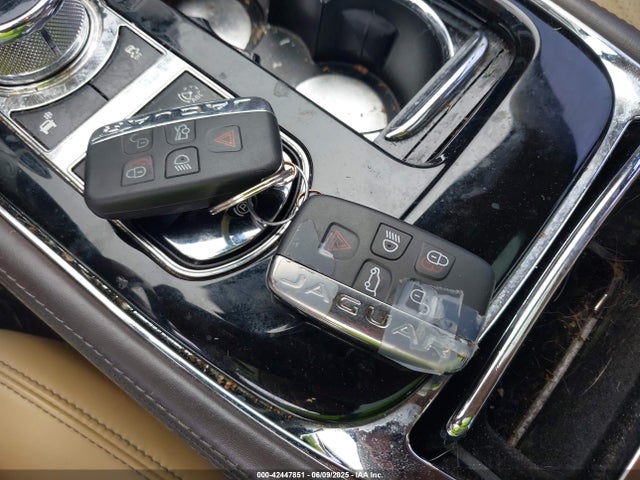 2014 JAGUAR XJ SAJWJ2GD5E8V65835 Photo 10