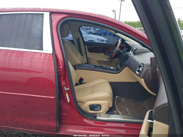 2014 JAGUAR XJ SAJWJ2GD5E8V65835 Photo 4