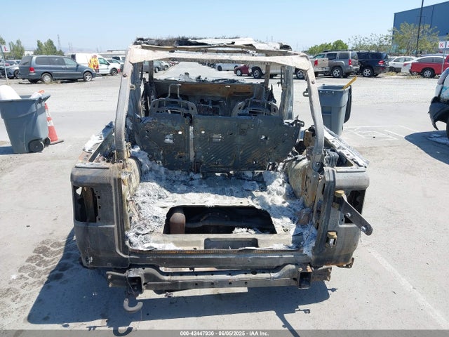 1C4HJXDN5LW126953 Jeep 2020