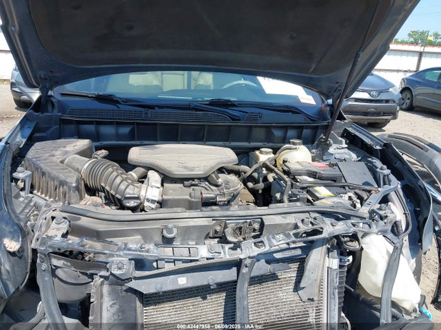 2018 CADILLAC XT5 1GYKNDRS4JZ108909 Photo 9