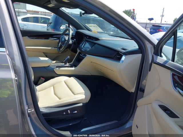 2018 CADILLAC XT5 1GYKNDRS4JZ108909 Photo 4