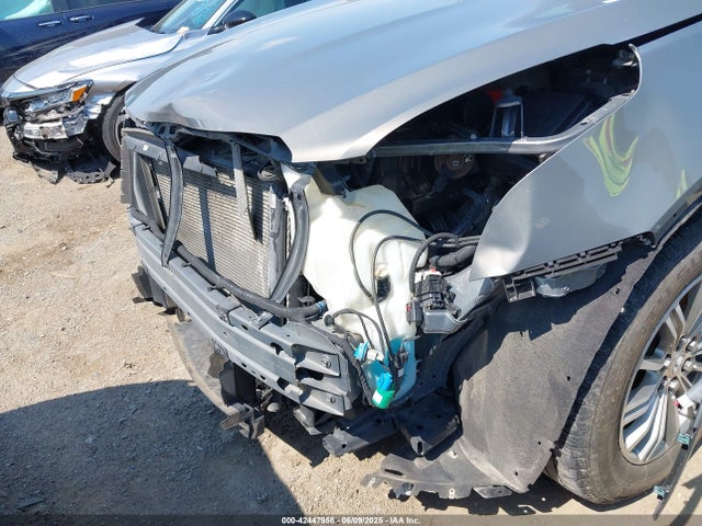 2018 CADILLAC XT5 1GYKNDRS4JZ108909 Photo 5