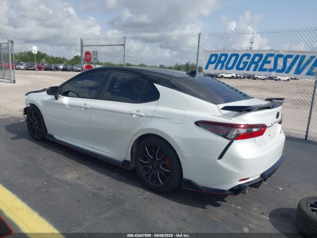 2022 TOYOTA CAMRY 4T1KZ1AKXNU062540 Photo 2