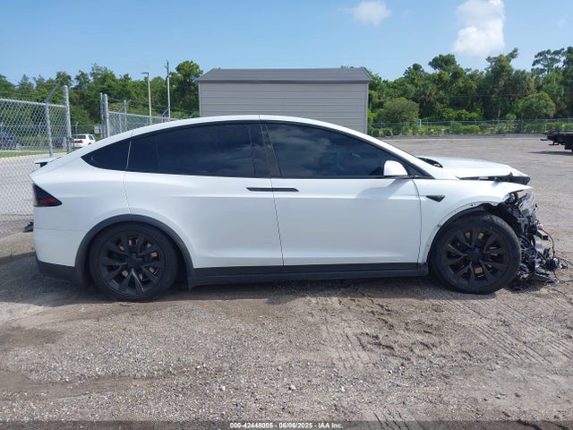 Tesla MODEL X 2023 7SAXCBE55PF384586 Image 13