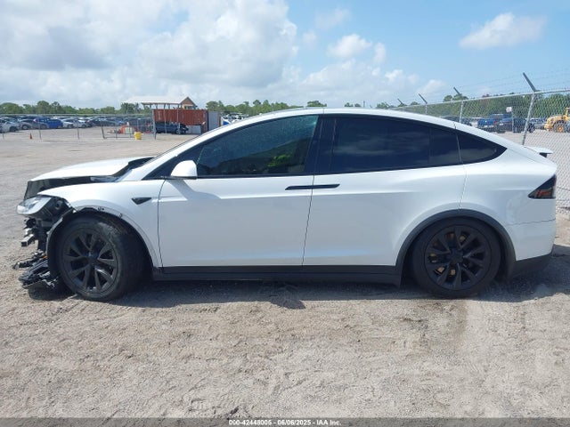Tesla MODEL X 2023 7SAXCBE55PF384586 Image 14