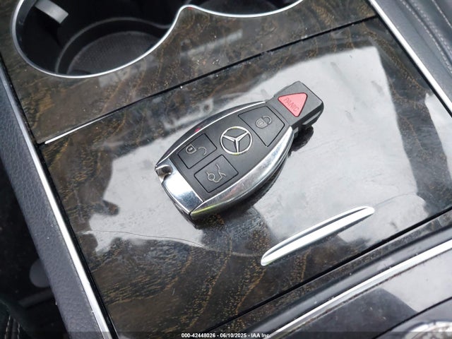 WDDKK5KF9EF230101 Mercedes-Benz 2014