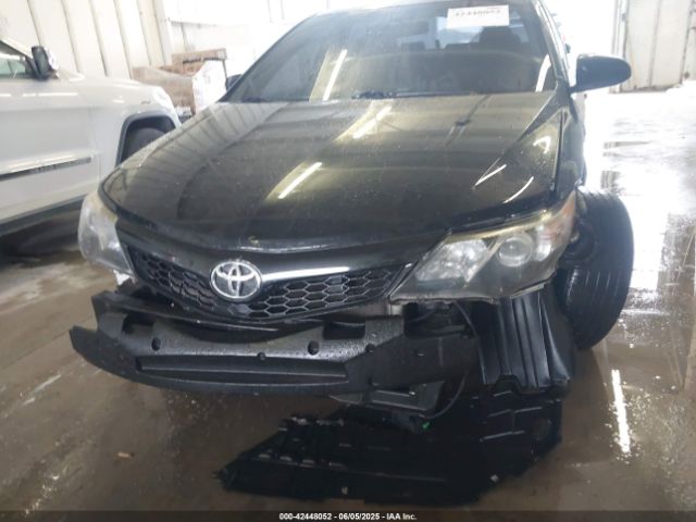 4T1BF1FK0EU728208 Toyota Camry Se Sport