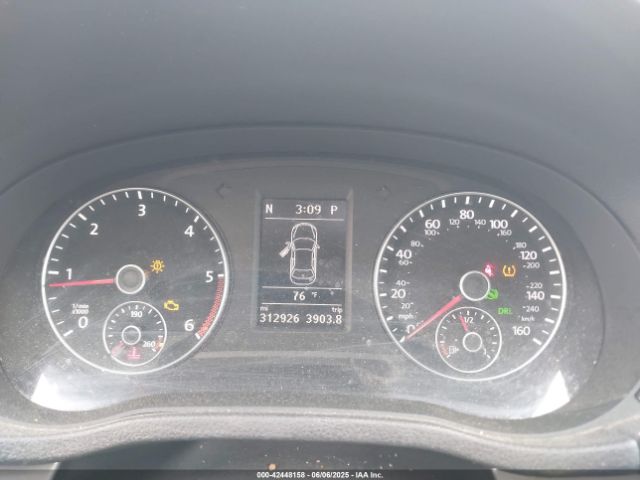 1VWBV7A32FC034506 Volkswagen Passat 2.0l Tdi Se