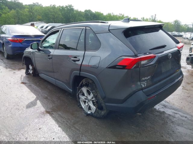 2020 TOYOTA RAV4 2T3W1RFV4LC040257 Photo 2