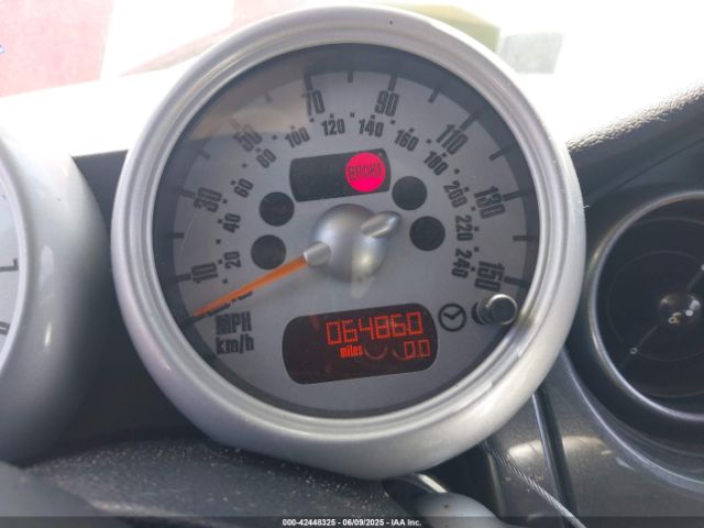 2005 MINI COOPER S WMWRE33435TD95239 Photo 6