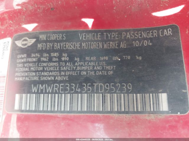 2005 MINI COOPER S WMWRE33435TD95239 Photo 8