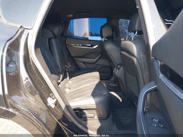 ZN661XUA0JX301331 Maserati m156d