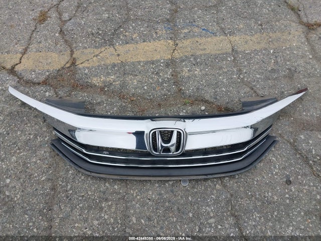 42448350 :رقم المزاد ، 1HGCR2F79HA179777 vin ، 2017 Honda Accord Ex مزاد بيع