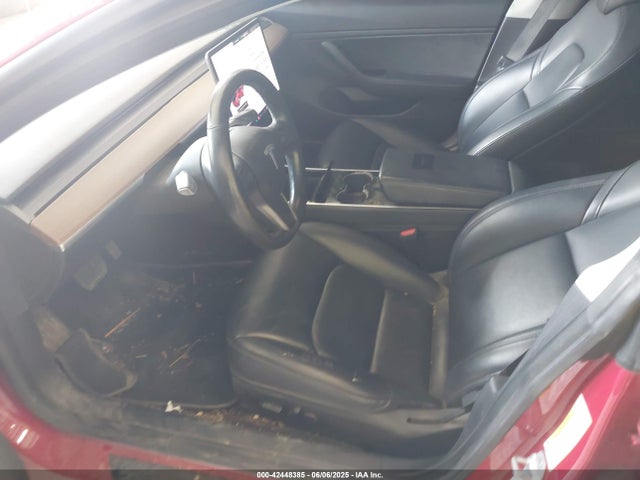 5YJ3E1EA6JF046876 Tesla MODEL 3