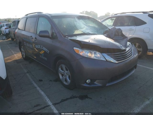 2015 TOYOTA SIENNA 5TDKK3DCXFS675224